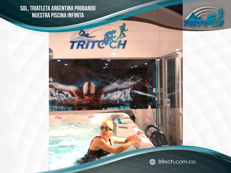 entrenamiento en el agua para triatletas