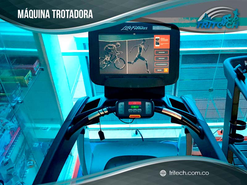 piscina de nado contra corriente para Triatletas 